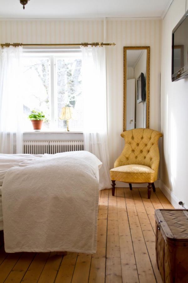 Kroksta Gard Balinge Room photo